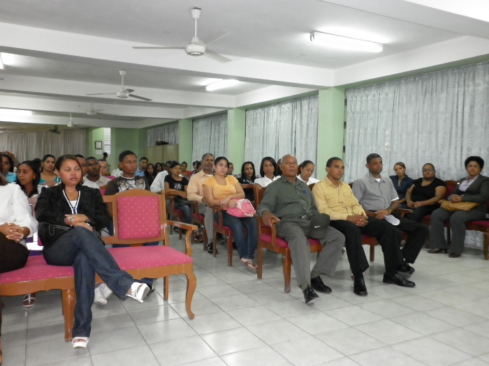 Charla de miembros de la Directiva de la Fundación Loyola en la Universidad de Azual